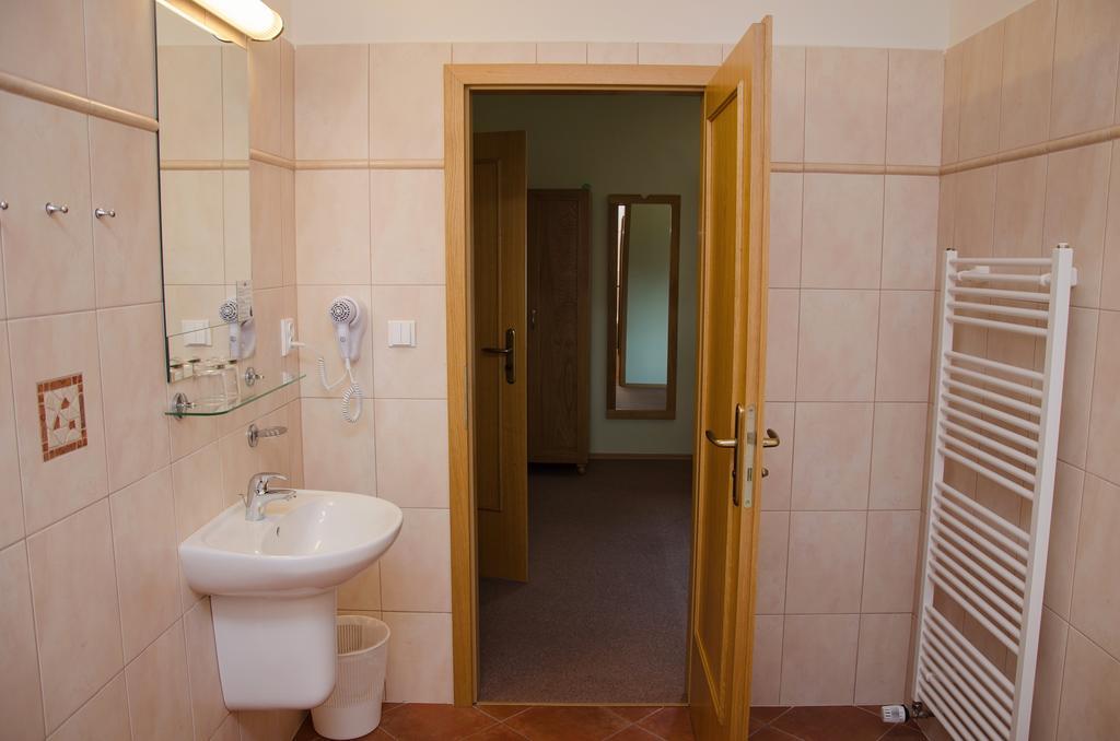 Penzion Nad Oborou Hradec Králové Exterior foto